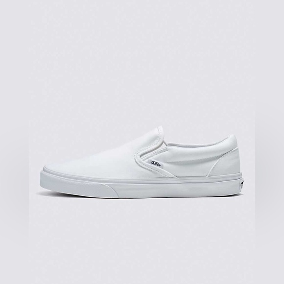 Vans Classic Slip-On Shoe in True White - Picture 1 of 10